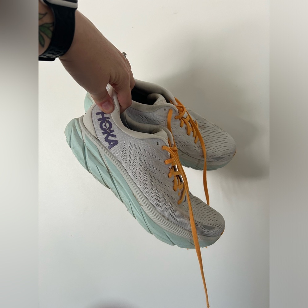 Hoka One One Clifton 8 Running Shoes - Picture 2 of 7